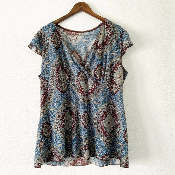 Retro Paisley Light Top Short Sleeve Blouse Size XL Wrap Neckline V-Neck - Picture 1 of 5
